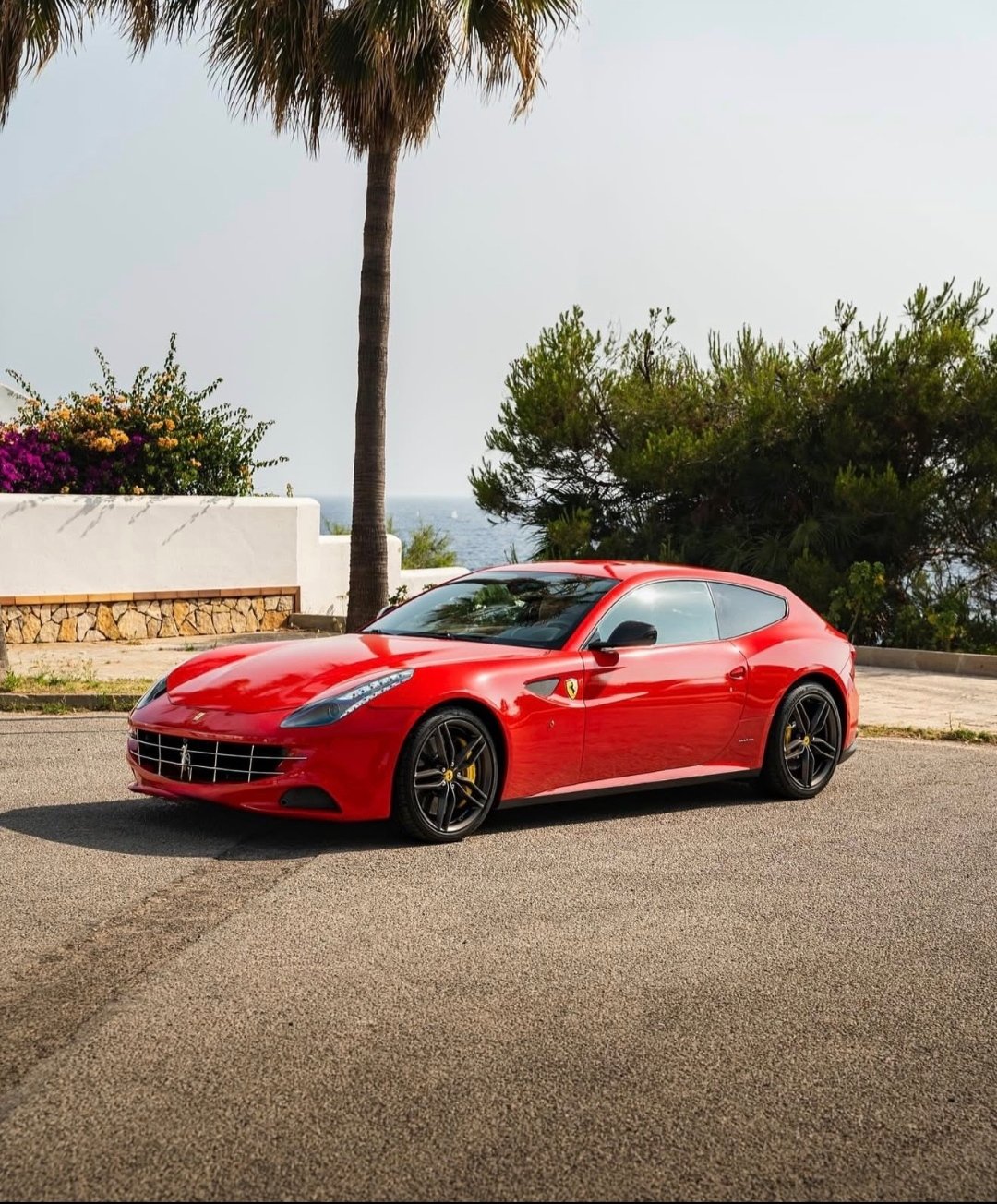 Alquiler Ferrari FF en España